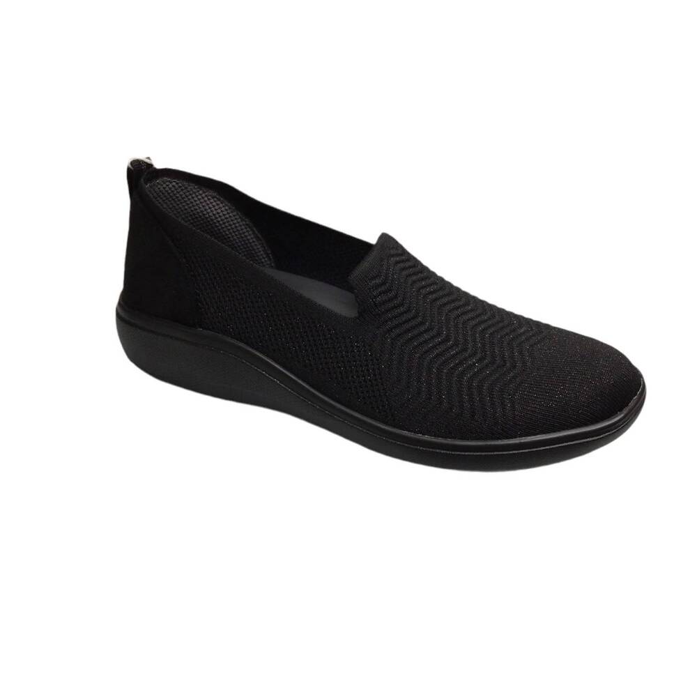 NEW BZEES women's boulevard slip-on shoes in black